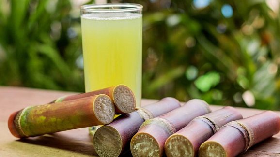 Is Sugarcane Juice Good for Health? Benefits & Risks for Diabetics