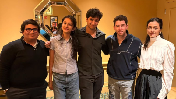 Mahesh Babu’s family with Nick Jonas: SSMB29 waves?