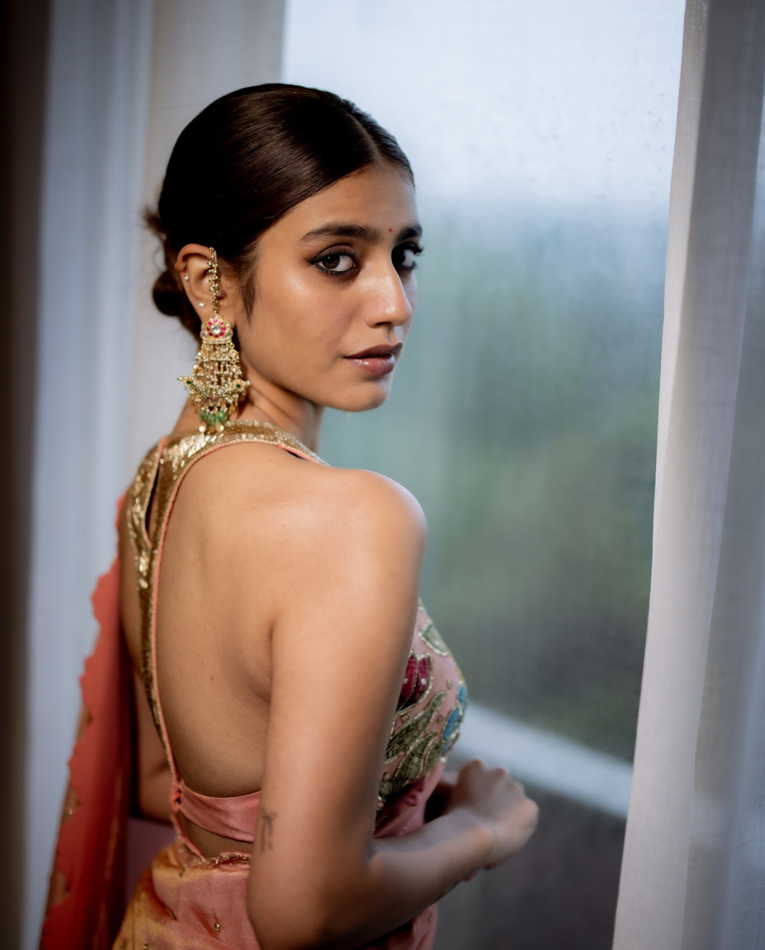 Priya Pookie Varrier? Ofc, she’ll will make you blush