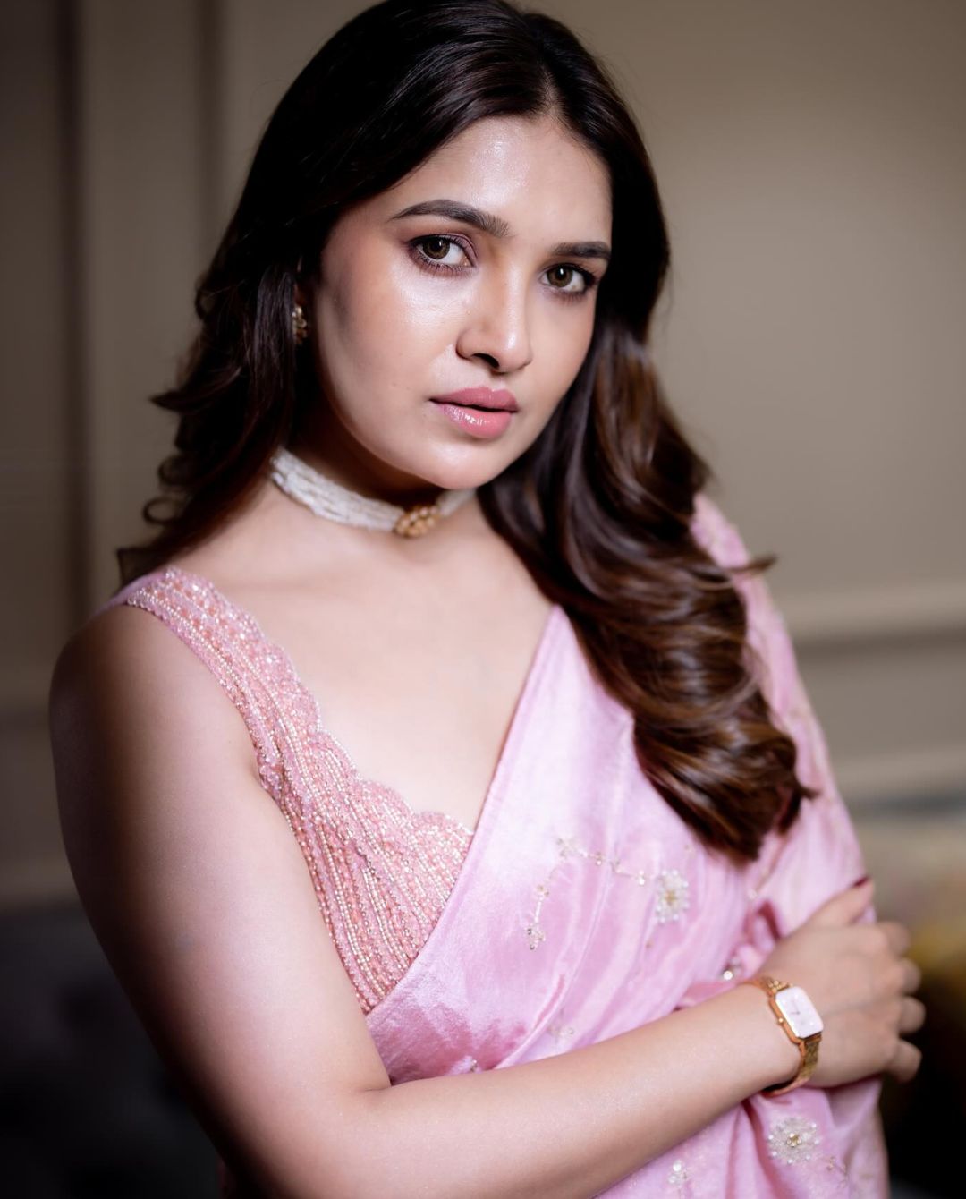 Vani Bhojan Dazzles in Dreamy Pink Saree