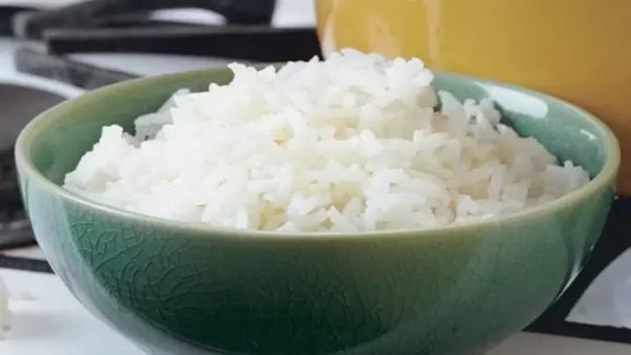 White Rice Every Day? Know the Right Way to Eat It
