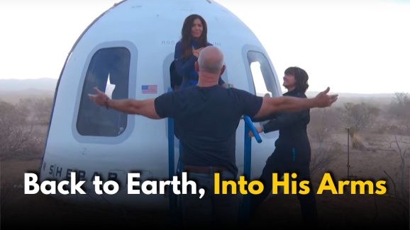 Jeff Bezos Welcomes Fiancee Back from Space