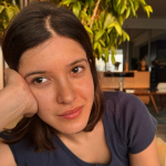 Shanaya Kapoor exudes Sunshine energy in her latest pics