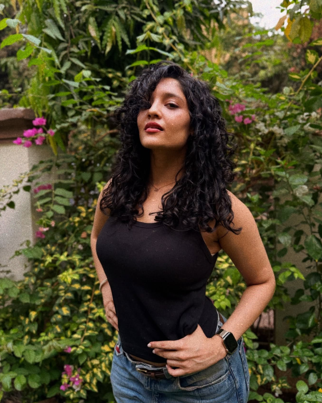 Ritika Singh HOT Update: Effortlessly Slaying