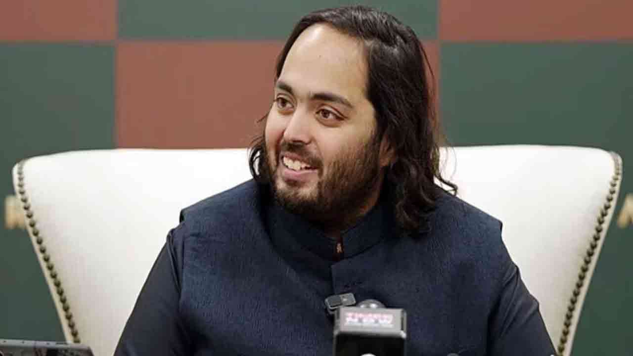 Why was Anant Ambani Appointed As Temporary Executive Director For Reliance?