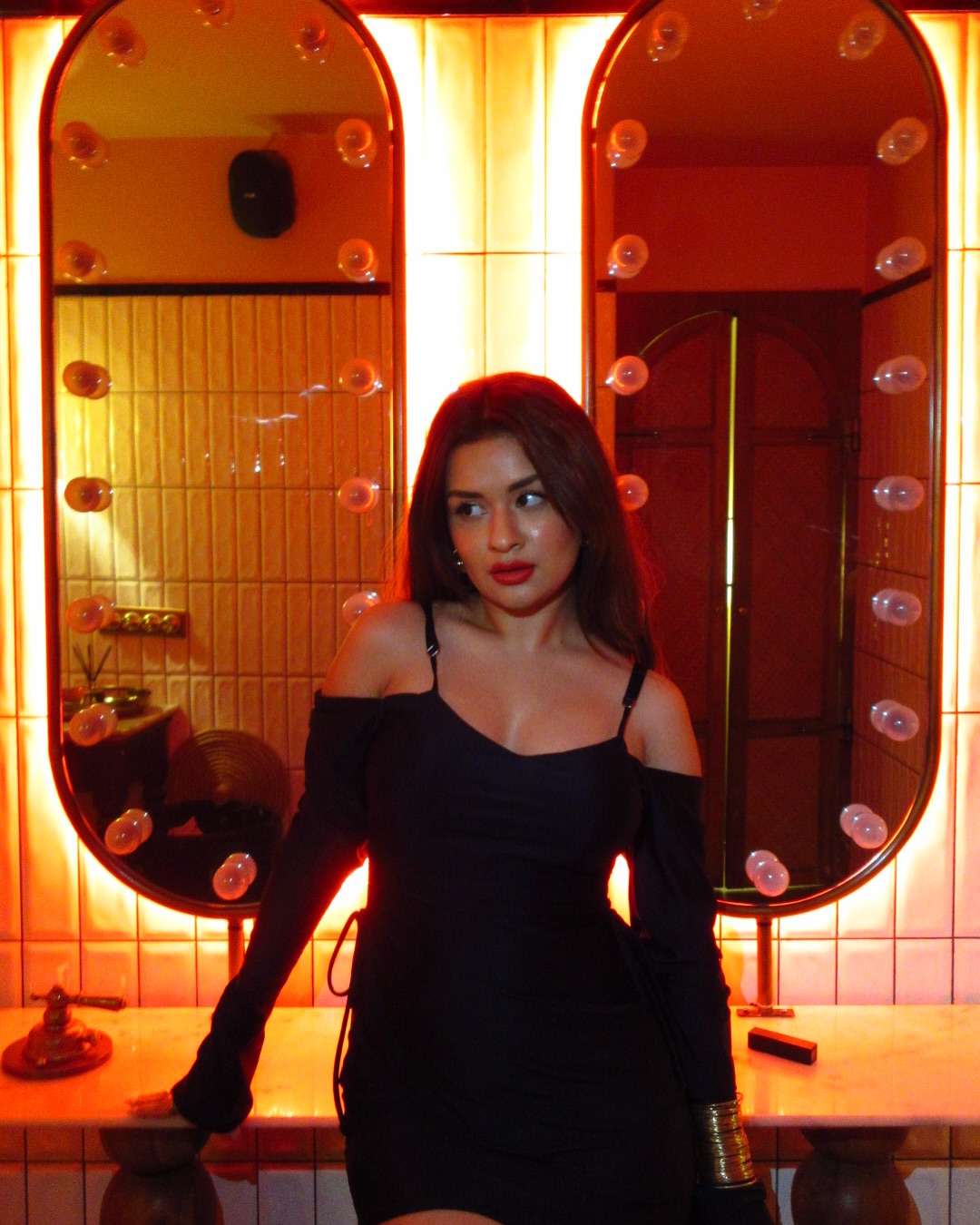 Avneet Kaur Photogallery