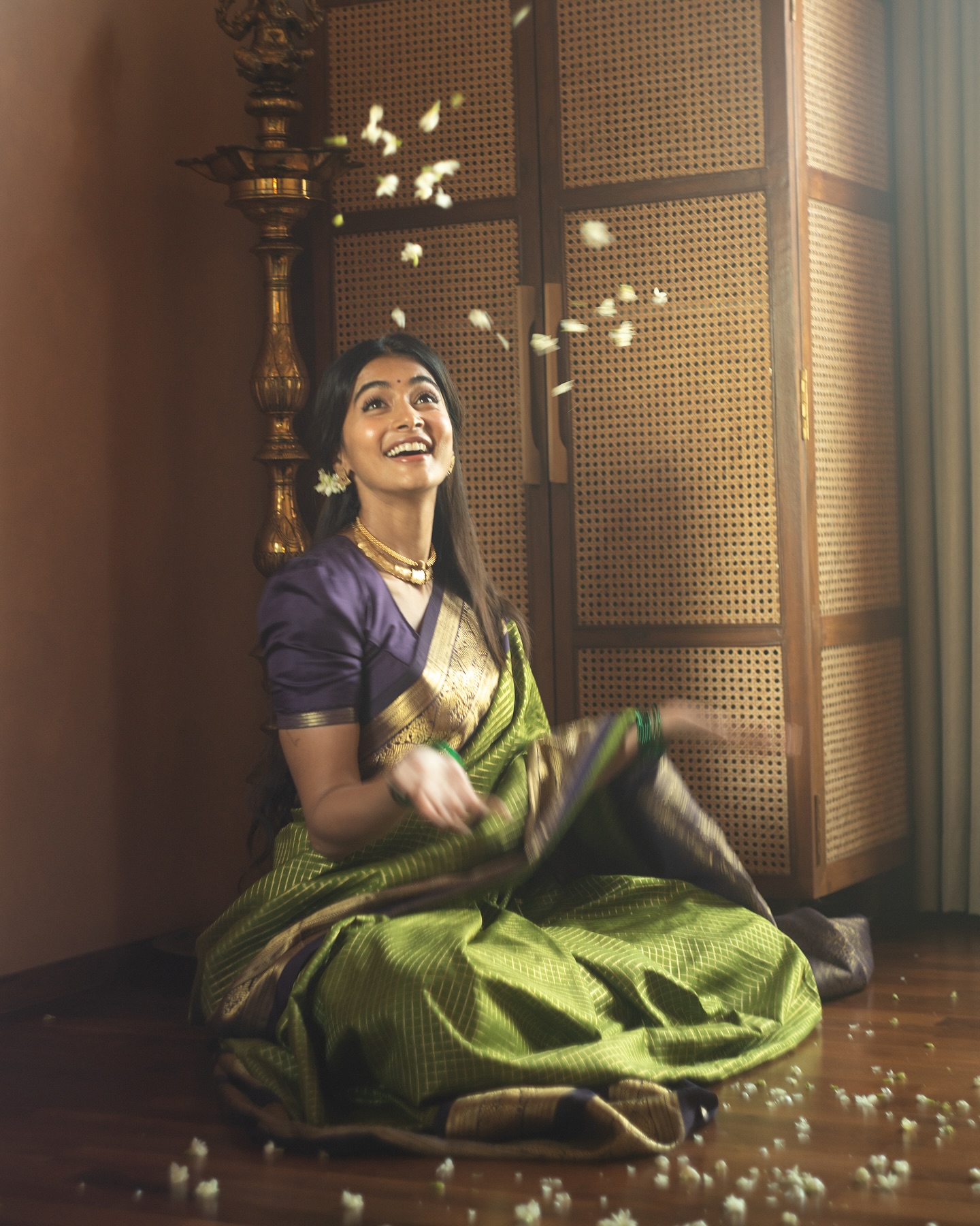 Pooja Hegde Slays Traditional Retro Look For Promotions