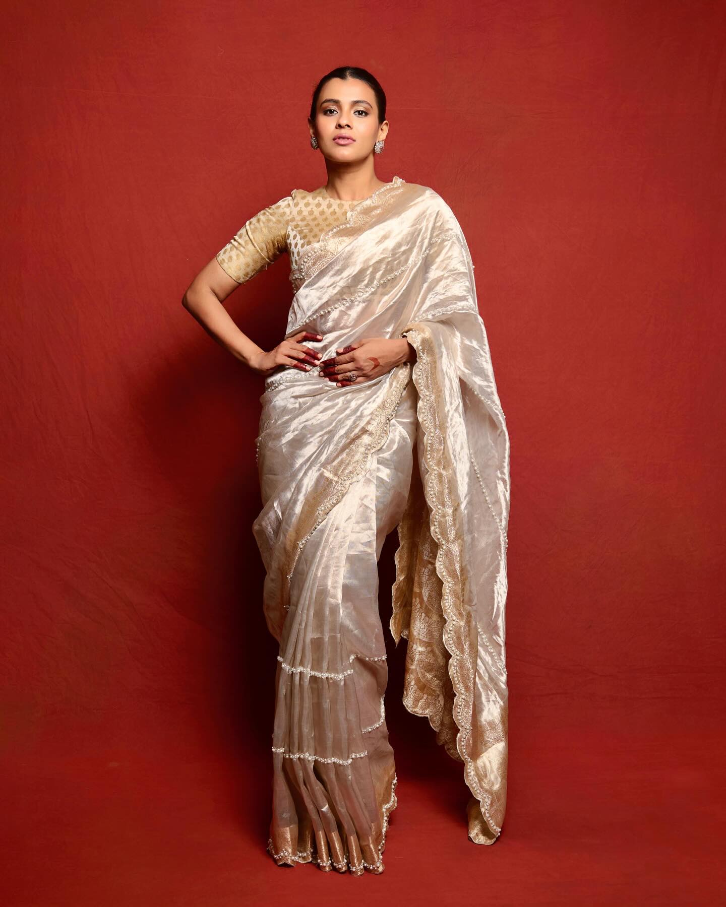 Hebba Patel Visits Bangalore: Glamour Meets Charm