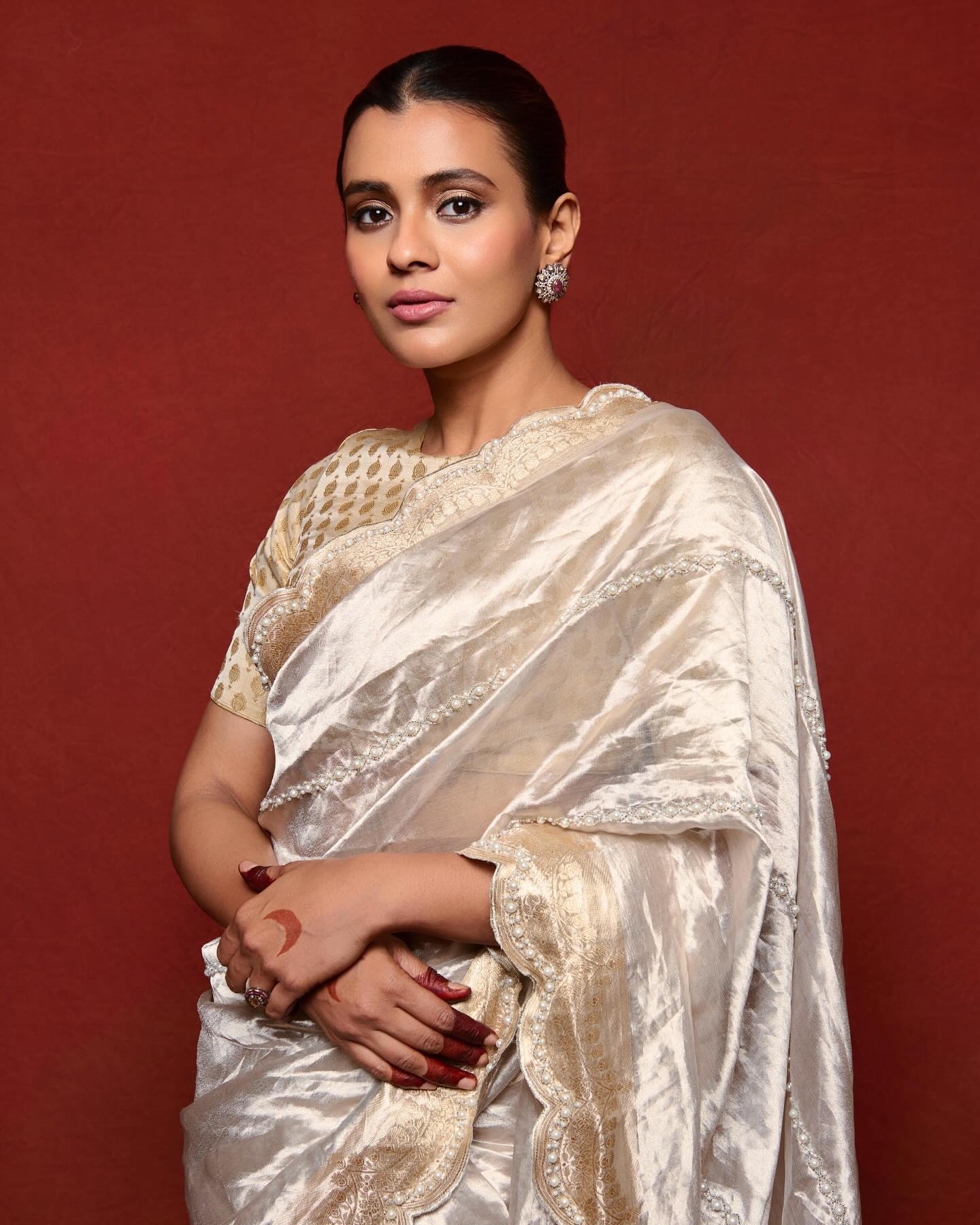 Hebba Patel Visits Bangalore: Glamour Meets Charm