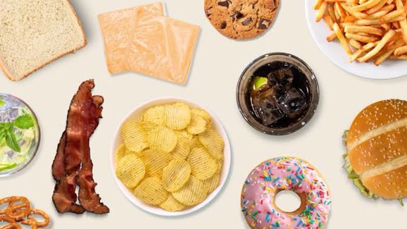 Top 7 Harmful Foods You Should Avoid in Summer