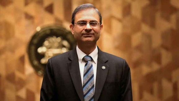 Will RBI Cut Interest Rates? Implications for the Common Man