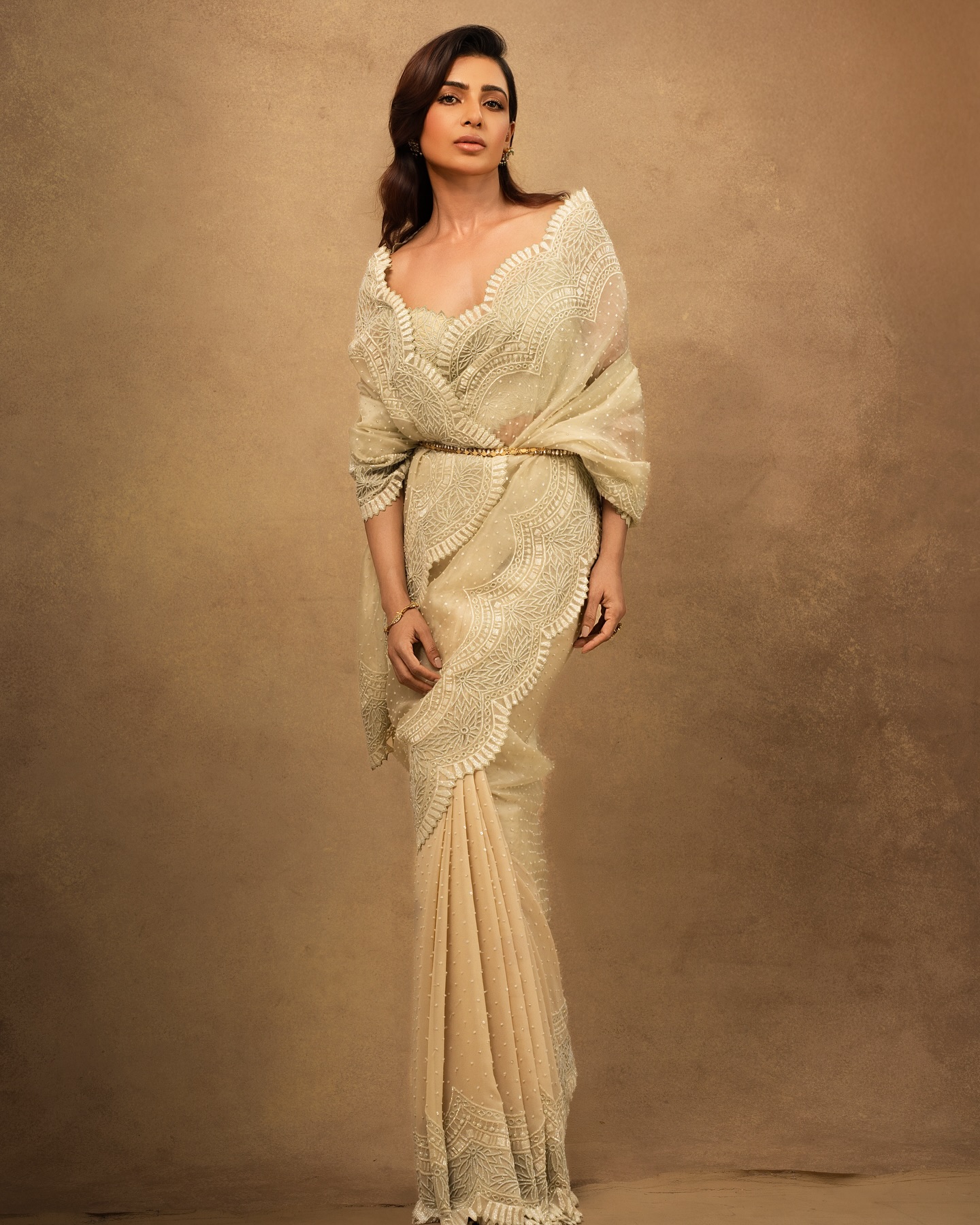 Samantha Looks Drop-Dead Gorgeous in Her Saree