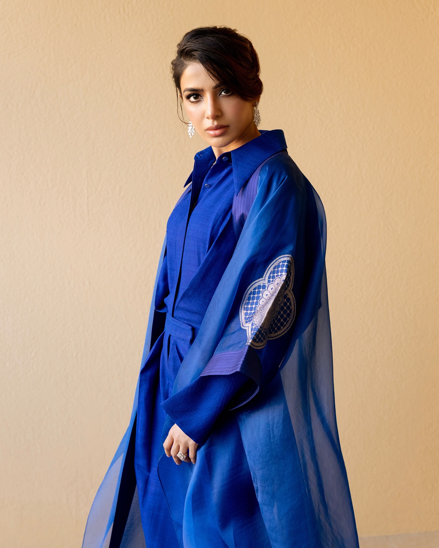 Samantha Exudes Cute Boss Lady Vibes In Royal Blue Outfit