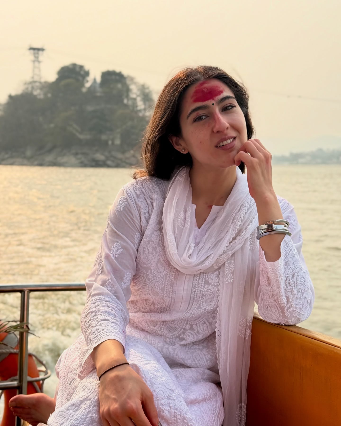 Sara Ali Khan’s Spiritual Getaway with Special Someone Goes Viral