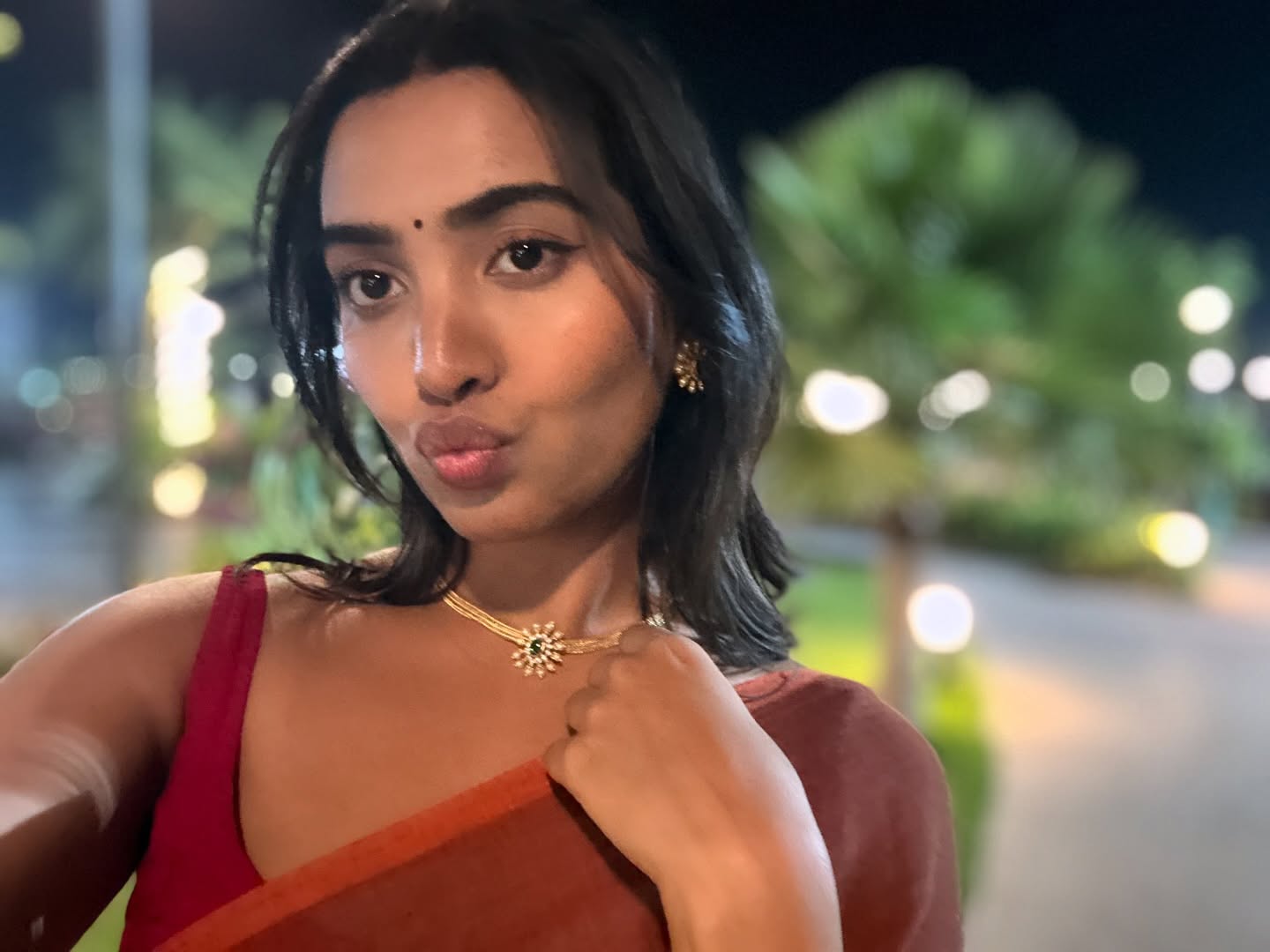 Shivathmika Rajashekar's Selfie Dump In Saree Is Unmissable