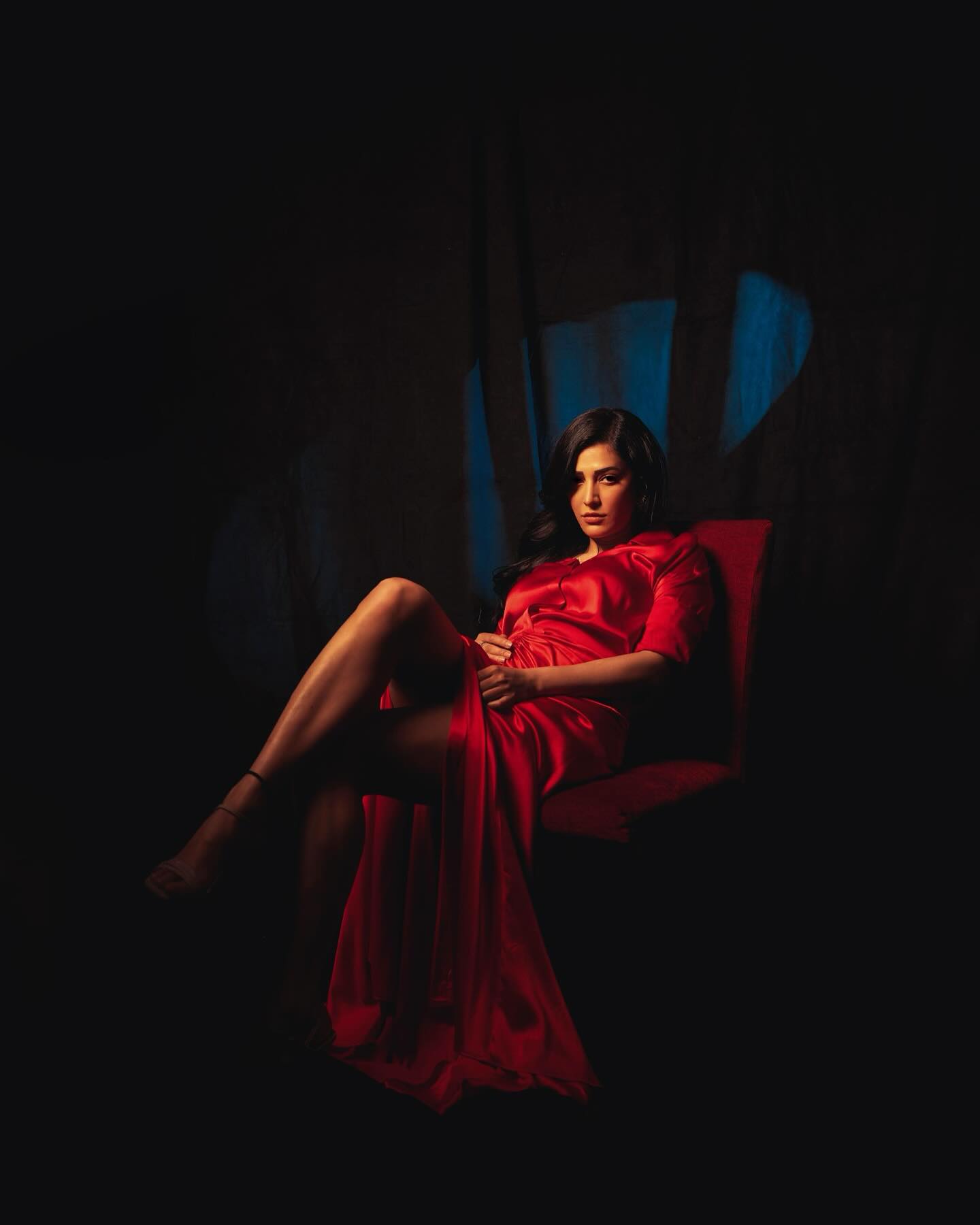 Shruthi Hassan in Red: Is She the Devil or Simply Divine?