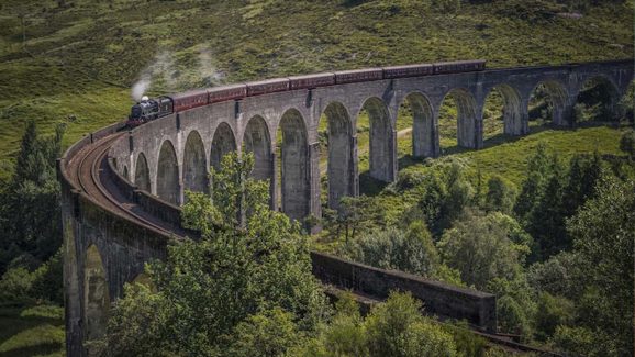 Travel: 5 Stunning Train Journeys You Must Take in India