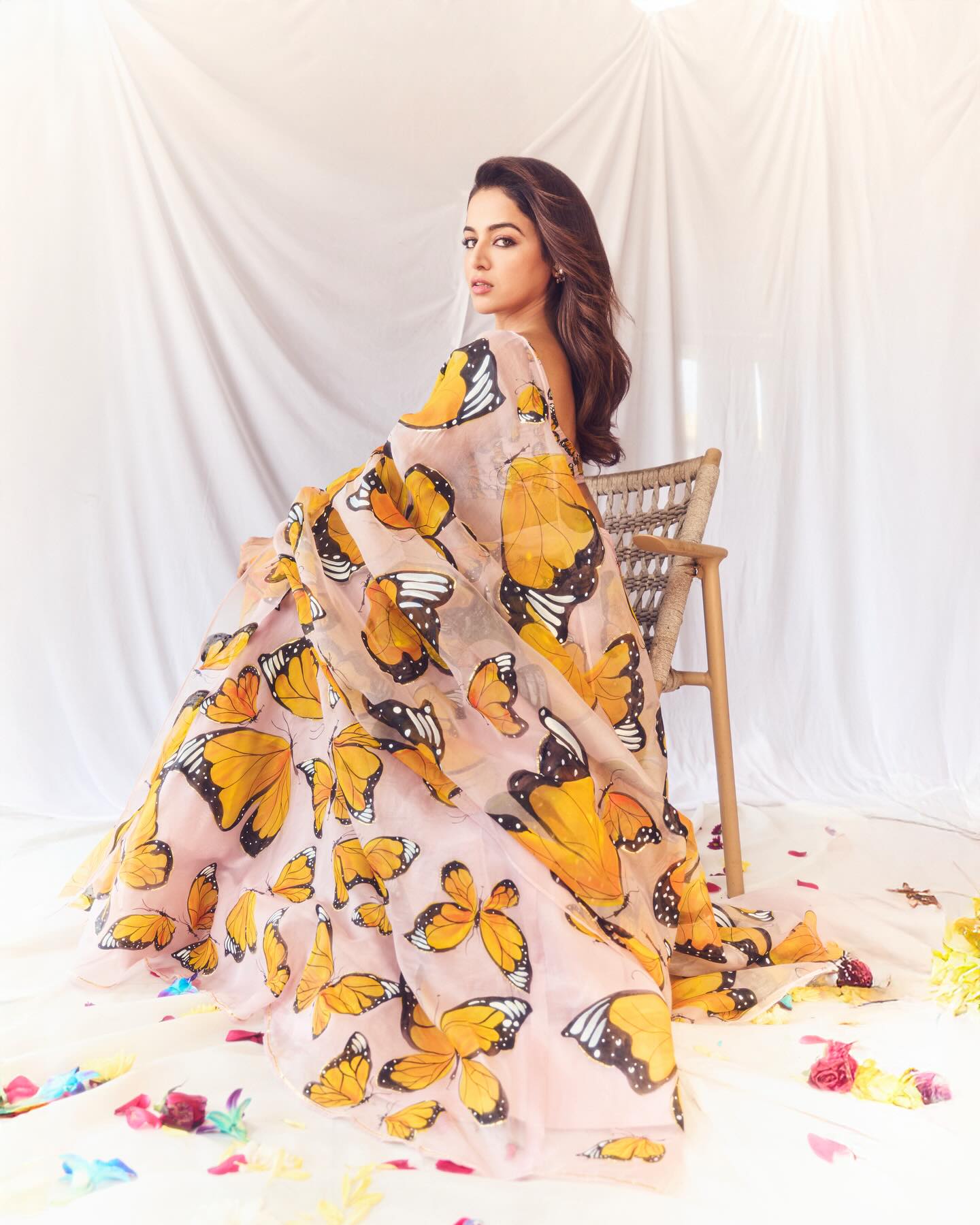 Wamiqa Gabbi Photo Gallery