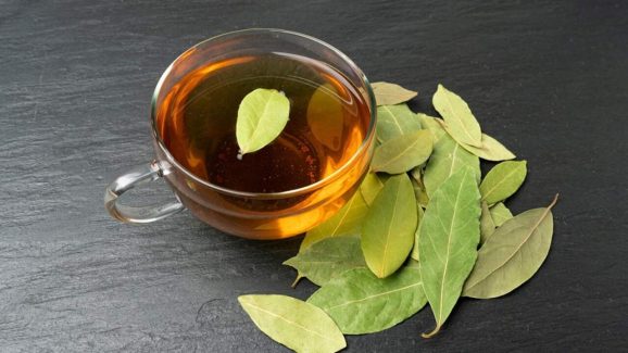 Say Goodbye to High Blood Sugar Levels with Bay Leaf Tea