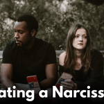 7 Signs you are Dating a Narcissist