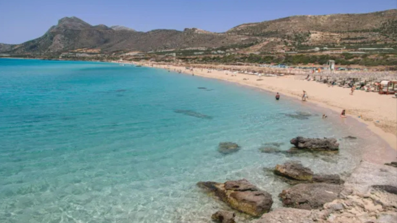 Massive earthquake of magnitude 6.0 hits Greece, Tsunami warnings issued