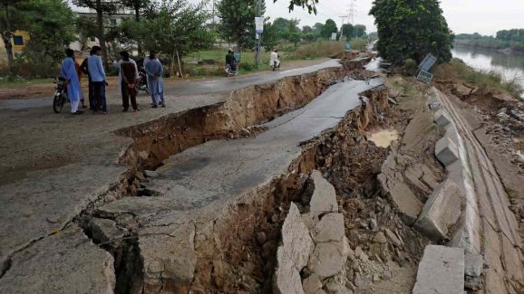 Major Earthquake Hits Pakistan – Tremors Felt in Neighboring Regions