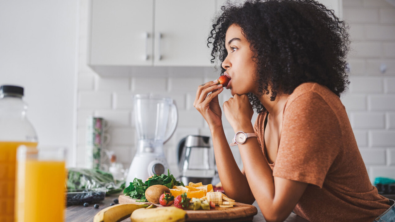 This One Fruit Can Help Control Fatty Liver Naturally Without Medicines