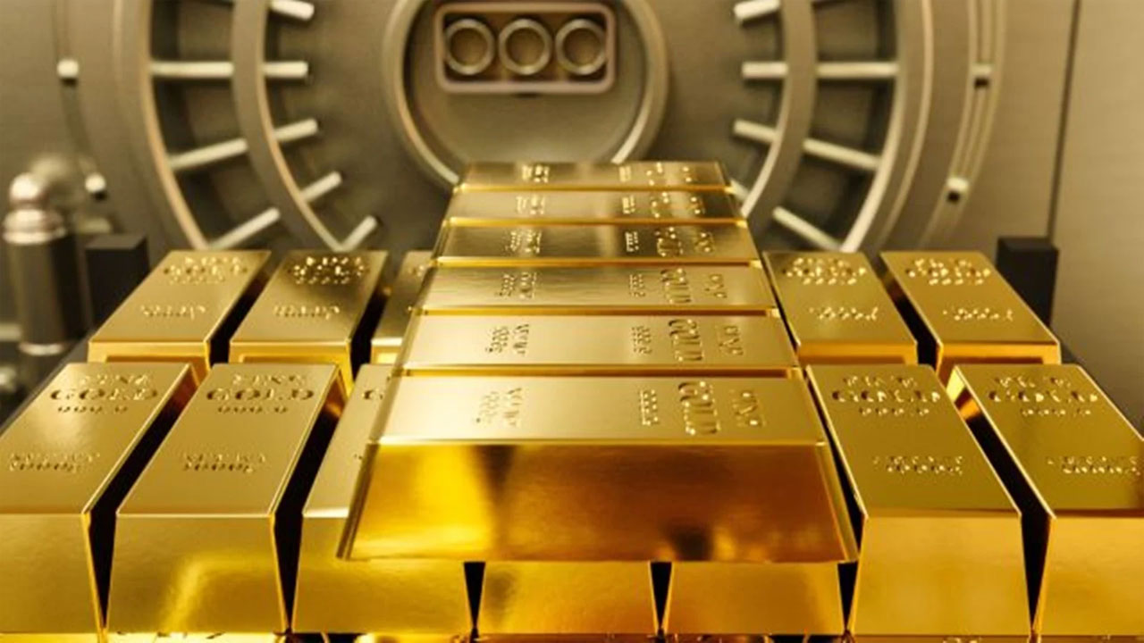 Is Gold Price Set for a Bigger Fall? Here’s What We Know