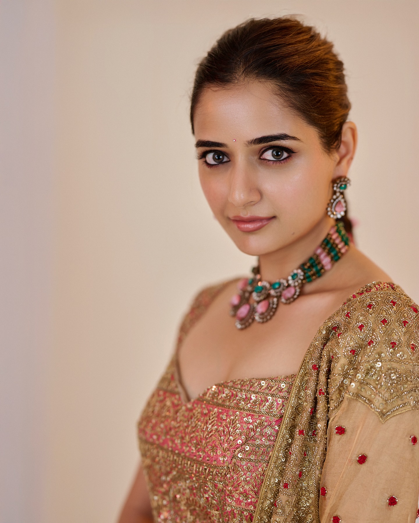 Ashika Ranganath Tops Lehenga Styles With Glamorous Look