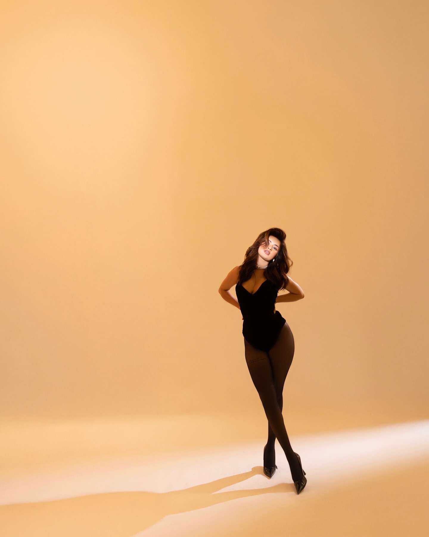 Avneet Kaur’s Jaw-Dropping Black Beauty Moment