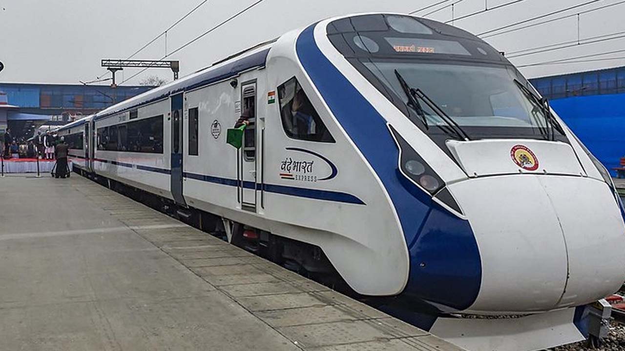 IRCTC Removes Non Veg Breakfast option in Vande Bharat
