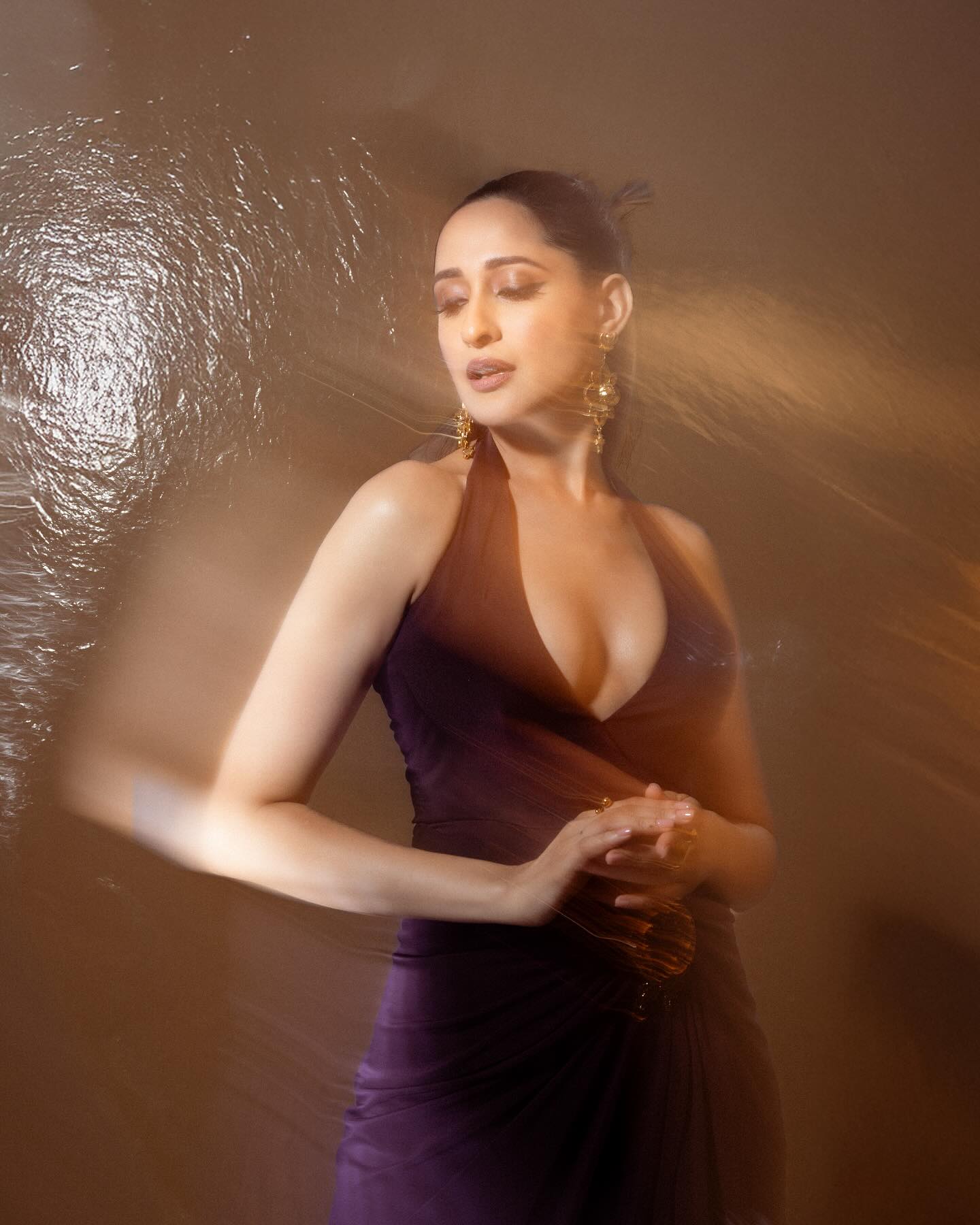 Pragya Jaiswal slays in dark purple like diva for special night