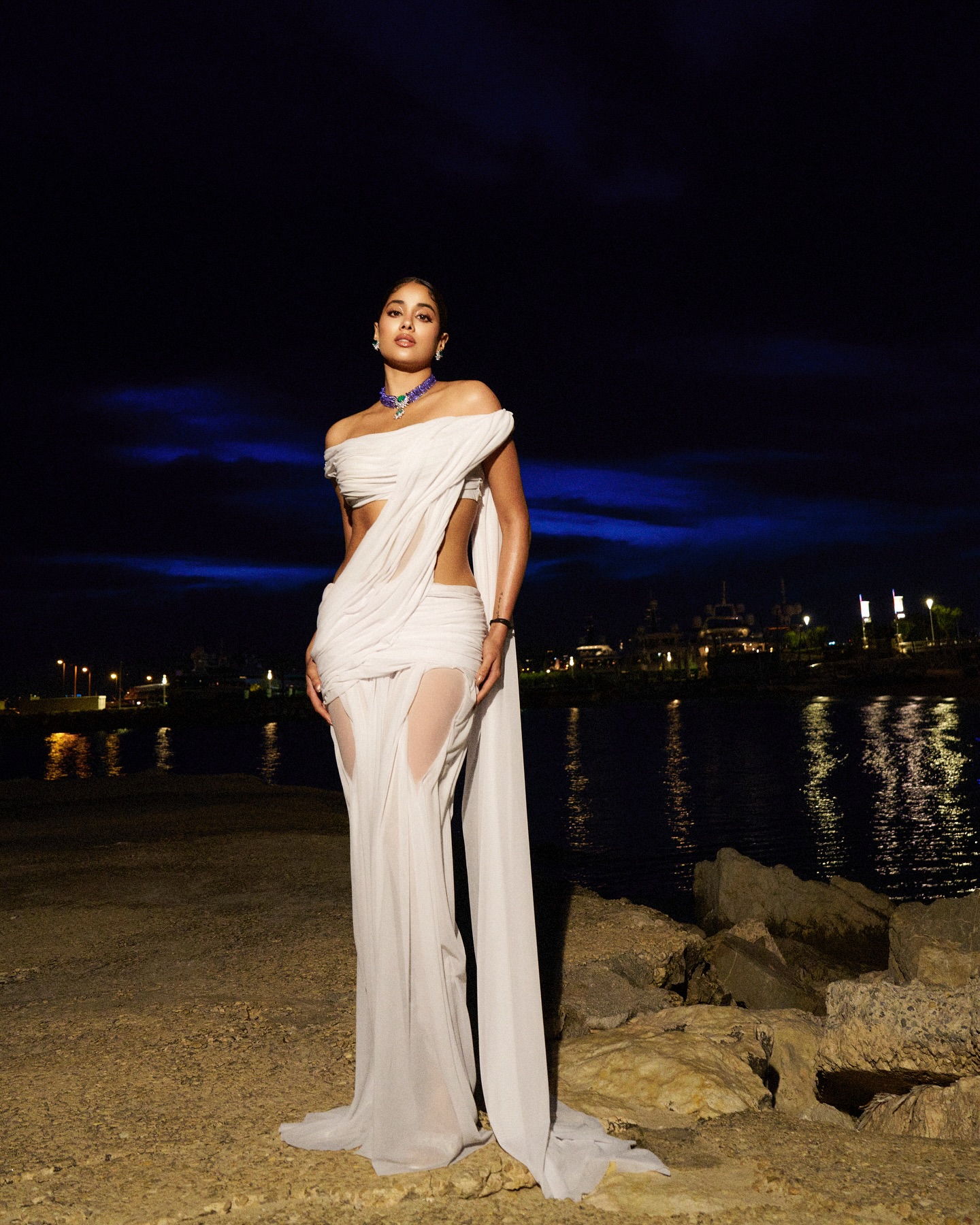 Janhvi Kapoor serves Devara Thangam vibes at Cannes 2025