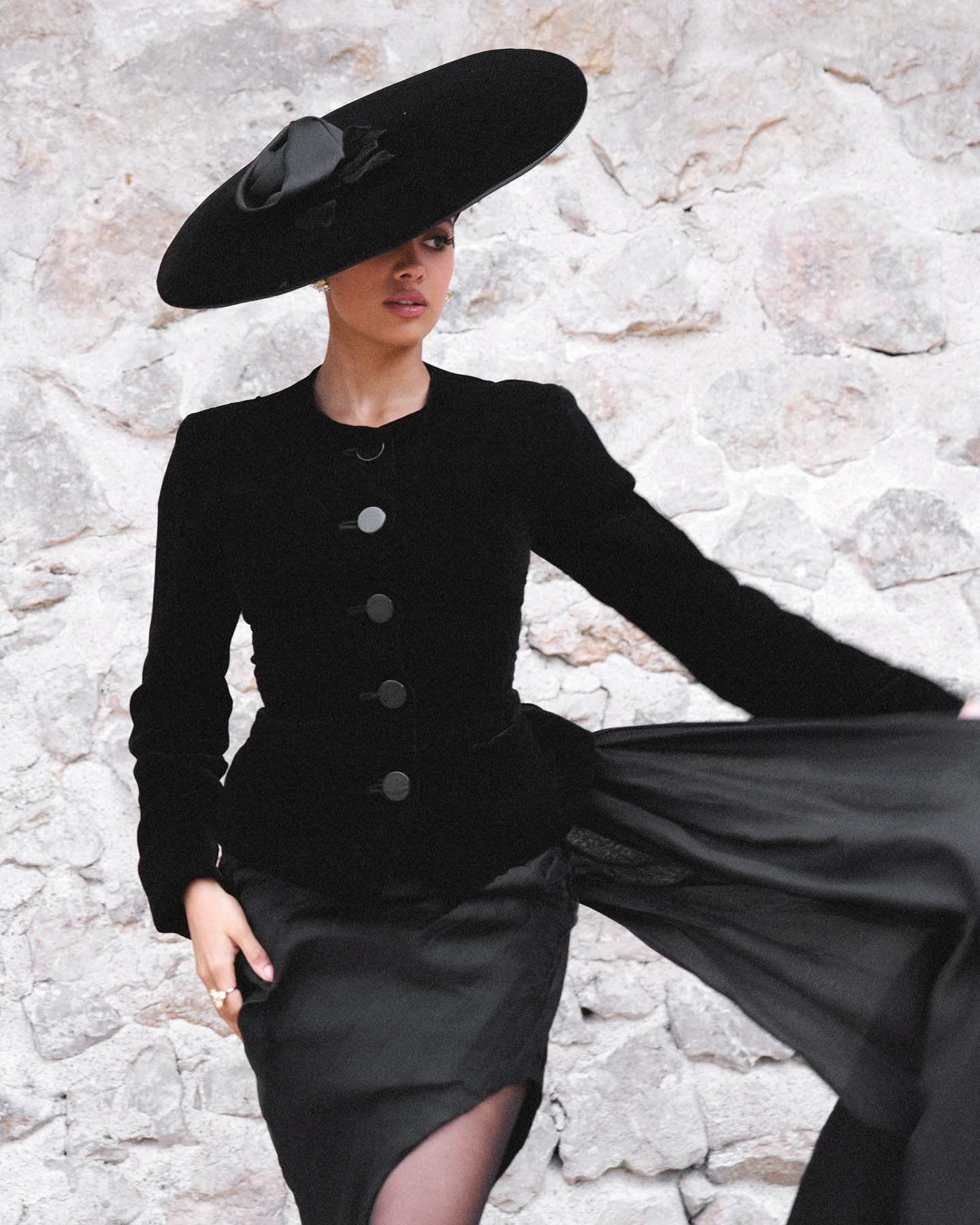 Janhvi Kapoor in black for Cannes 2025: Most Talked-About Look
