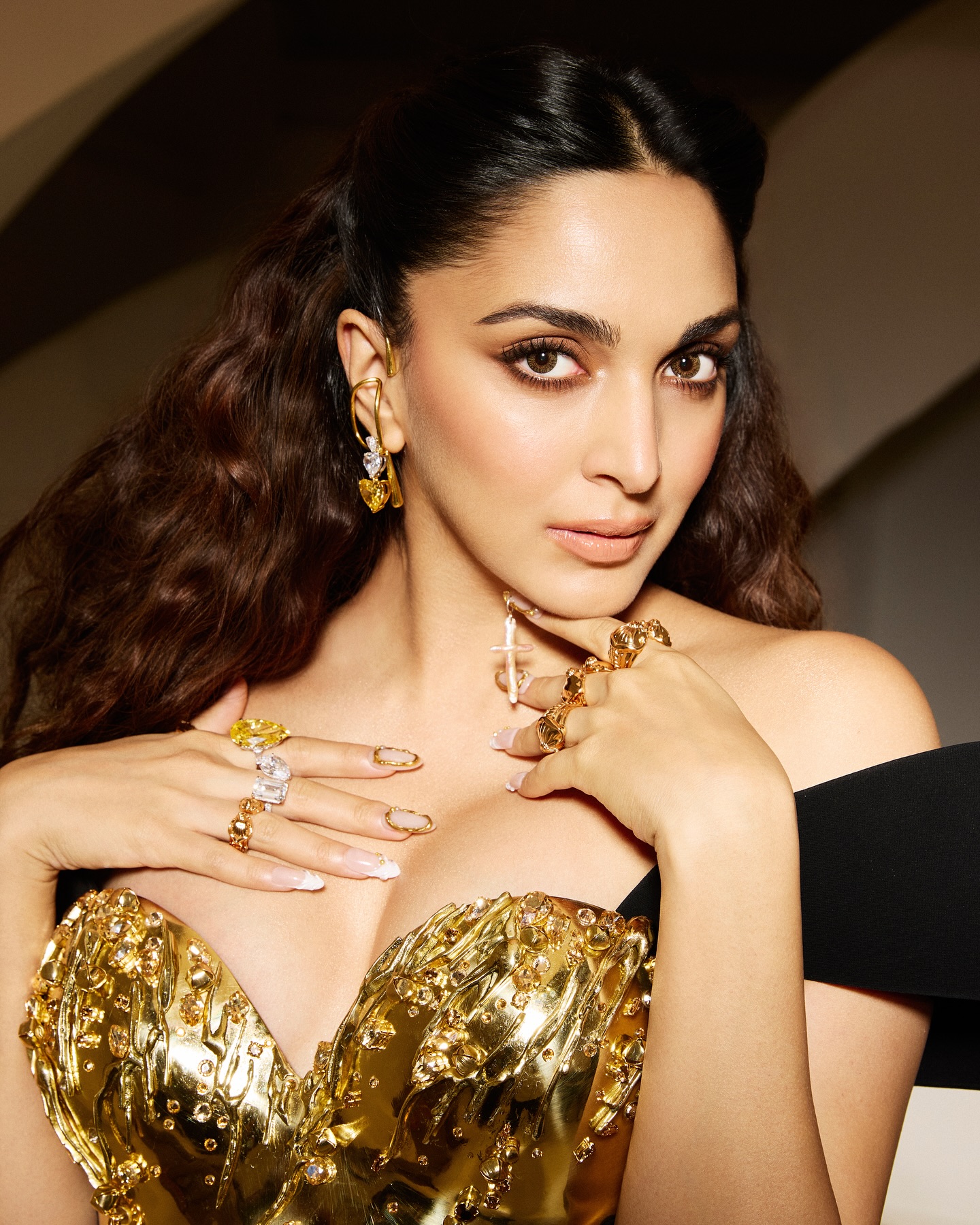 Kiara Advani slays her Mama-to-be era like no other