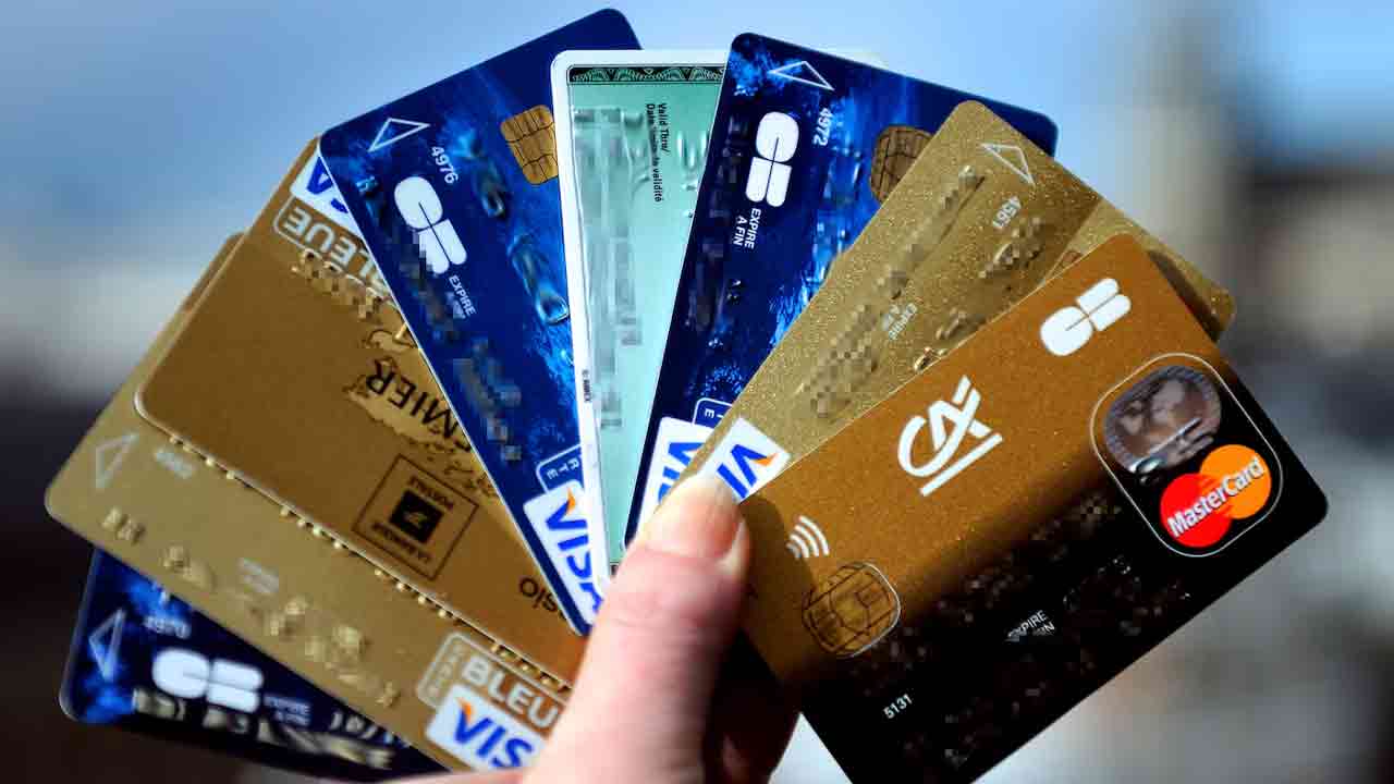 Top 6 IRCTC Credit Cards: Rewards, Discounts and More