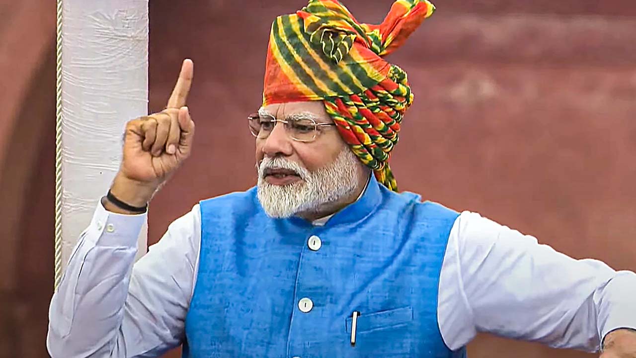 “Bread or bullets” PM Modi Warns Pakistan on Terrorisn