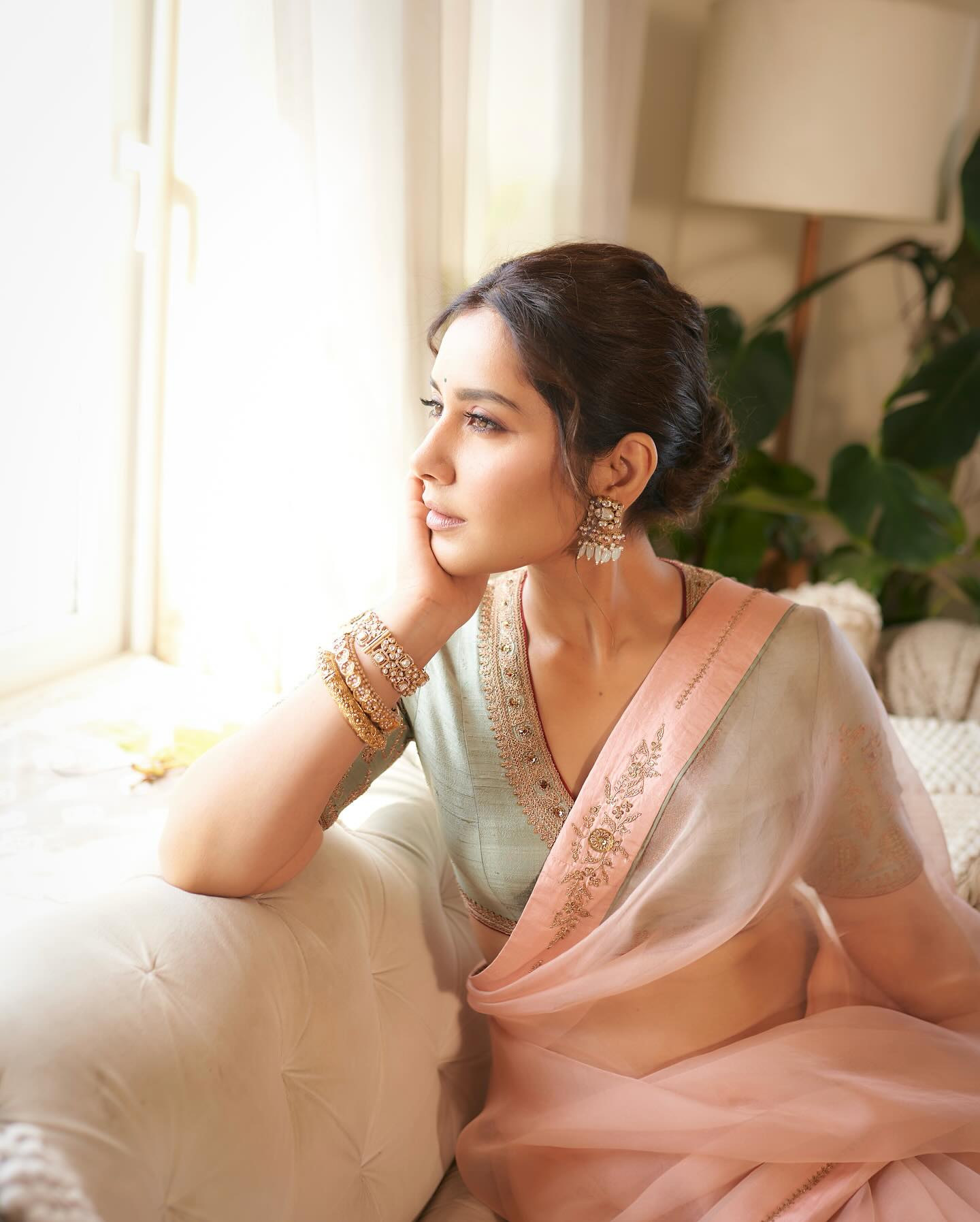 Raashi Khanna Waves in Style: Saree Glamour at WAVES 2025