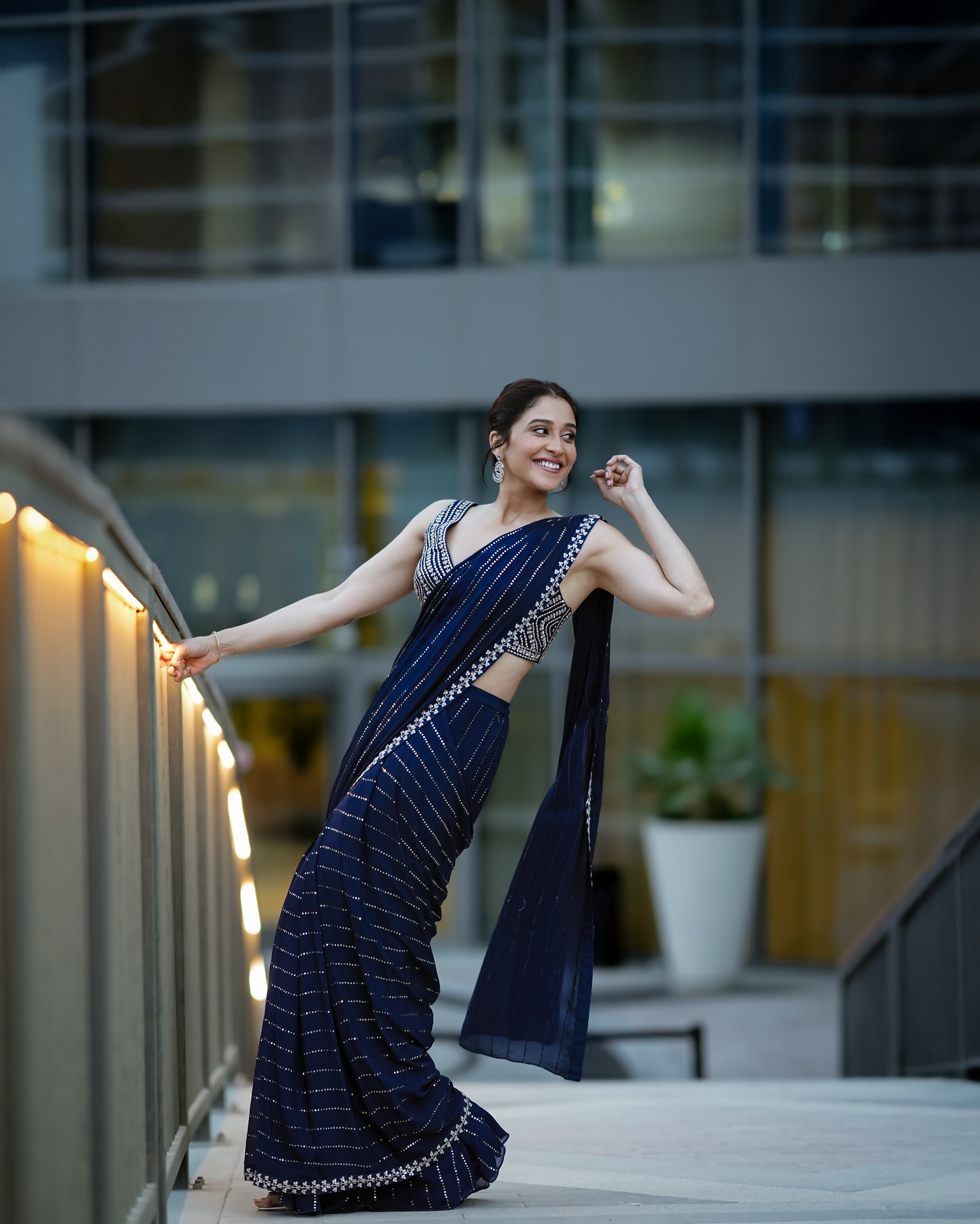 Regina Cassandra Photogallery