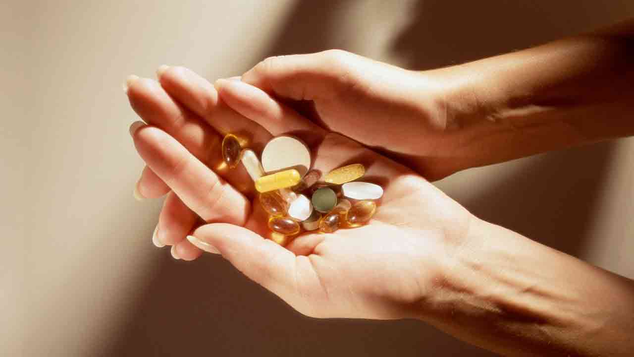 Top 5 Essential Supplements Every Woman Should Take