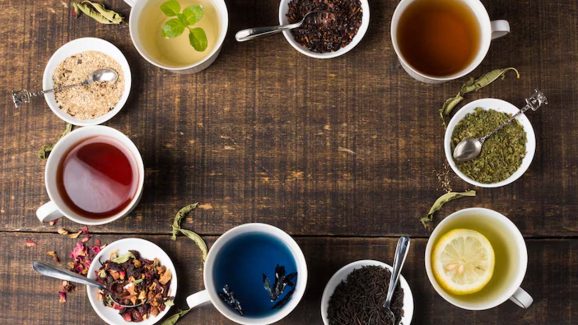 International Tea Day: 5 Types of Teas and Their Health Benefits