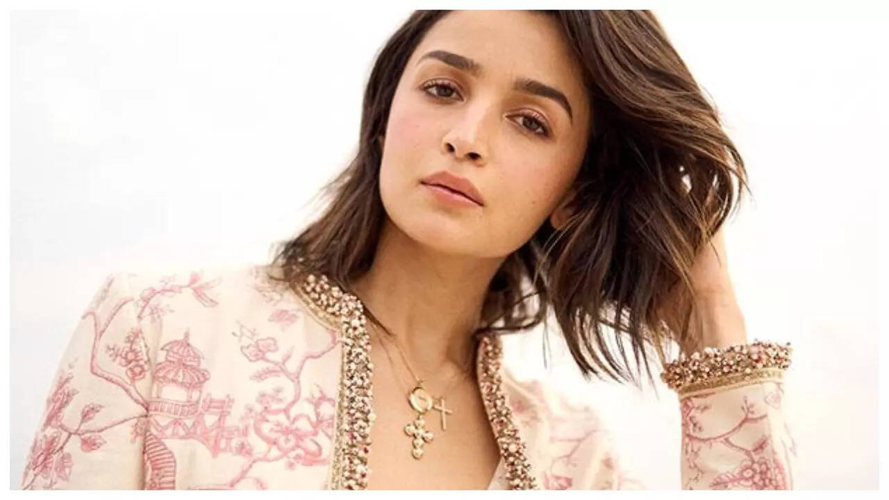 Alia Bhatt Post Pregnancy Weight Loss: Fitness Tips for New Moms