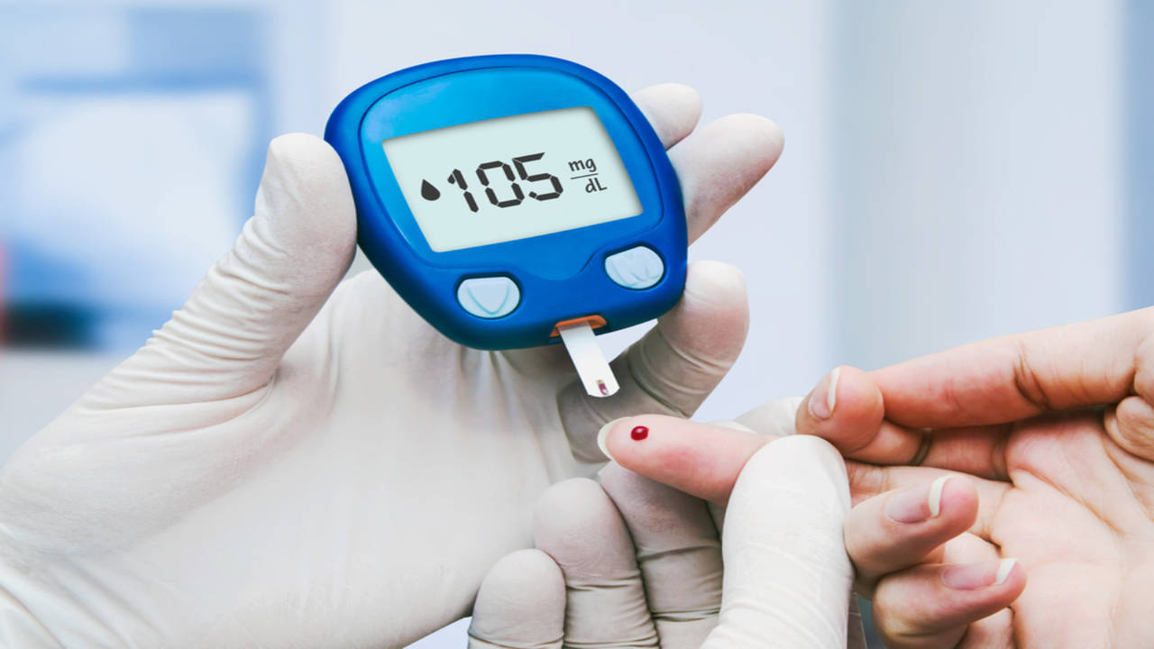 5 Best Foods to Eat on Empty Stomach to Control Blood Sugar