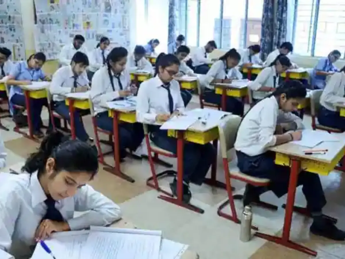 CBSE Allows Class 10 Students Two Board Exams From 2026
