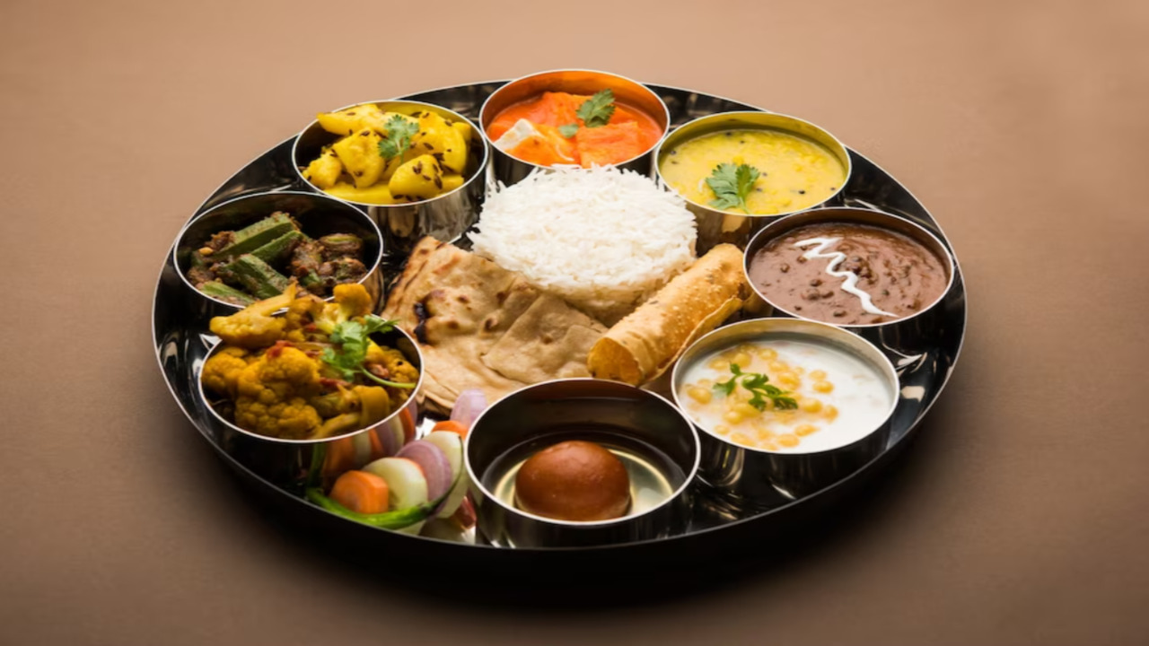 Indian Food for Weight Loss: 5 Hacks You Must Try