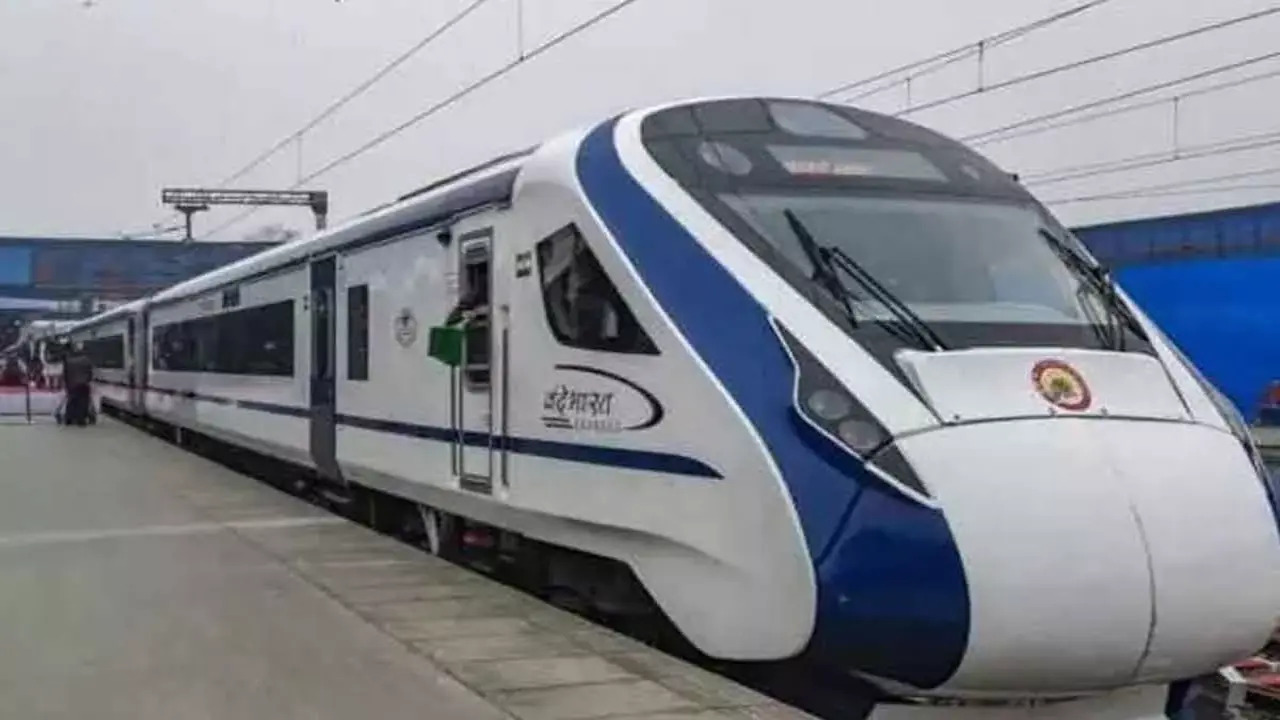 Stone Attack on Vande Bharat Train: Three Engineering Students Arrested in Ongole