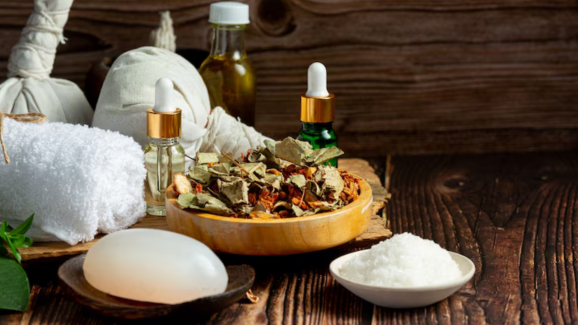 Top 5 Ayurvedic Skincare Rituals That Still Work in 2025