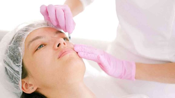 What is Anti-Ageing Treatment? Is it Really Safe?