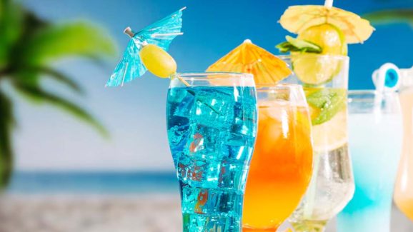 10 Summer Cool Drinks for Refreshing Hydrating Breakfast