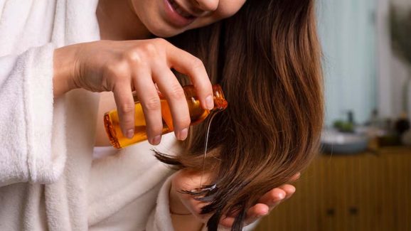 Top 5 Best Hair Serums for Frizz-Free Hair